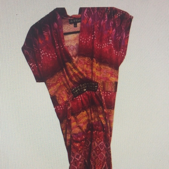 Dresses & Skirts - Boho Red Patterned V-Neck Dress with Belt